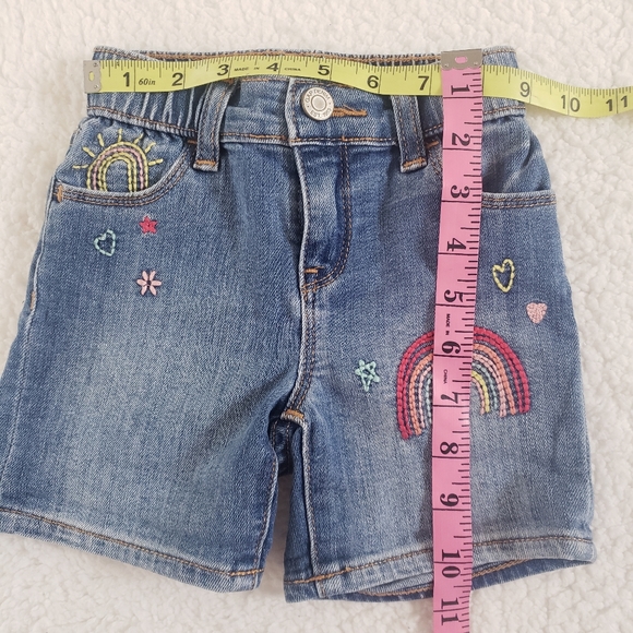 Gap toddler denim embroidered ranbow shorts - Picture 7 of 9